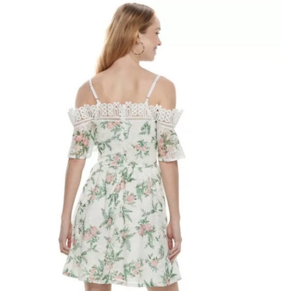 Disney princess summer dress - Picture 3 of 5